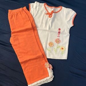 New with tags! 2pcs Set Gymboree Girl Summer Floral top and pant size 3T